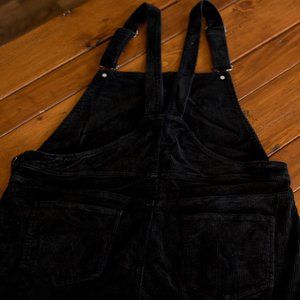 Arizona black velvet overalls skirt